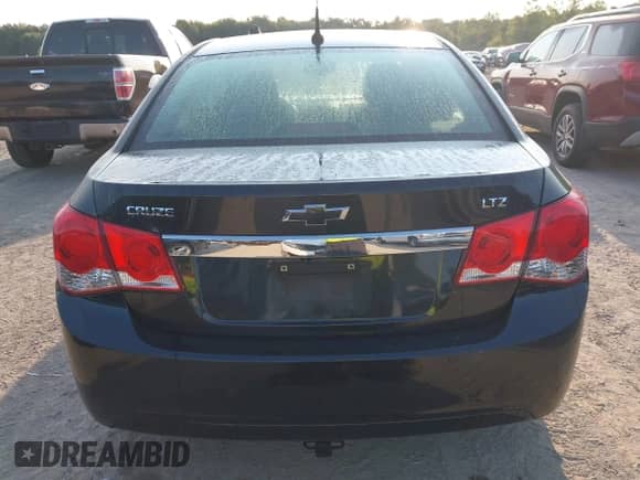 2014 Chevrolet Cruze LTZ with VIN 1G1PG5SB3E7143764, listed as a IAAI auction lot 43179613 with 151,462 mi miles and . Bid and sale history available at DreamBid. Image 16.