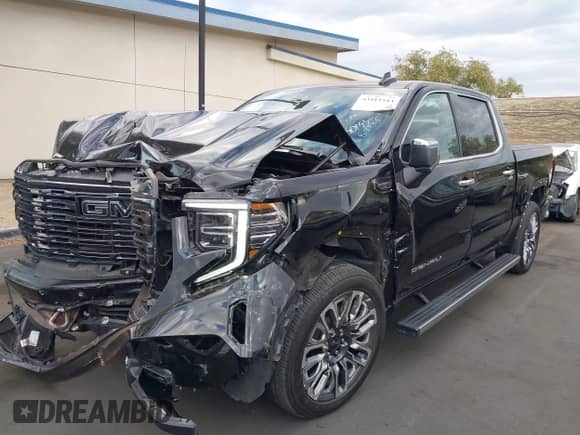 2024 GMC Sierra 1500 Denali Ultimate with VIN 1GTUUHEL6RZ384138, listed as a IAAI auction lot 43111543 with 27,138 mi miles and . Bid and sale history available at DreamBid. Image 12.