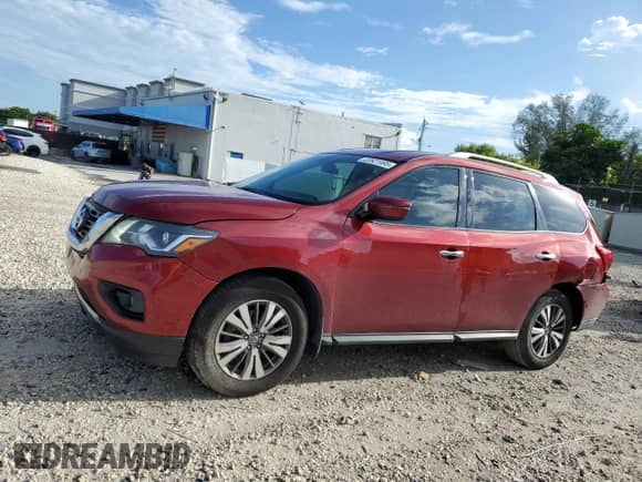 2020 Nissan Pathfinder SV with VIN 5N1DR2BN1LC641054, listed as a Copart auction lot 83821495 with 55,305 mi miles and Salvage title. Bid and sale history available at DreamBid. Image 1.
