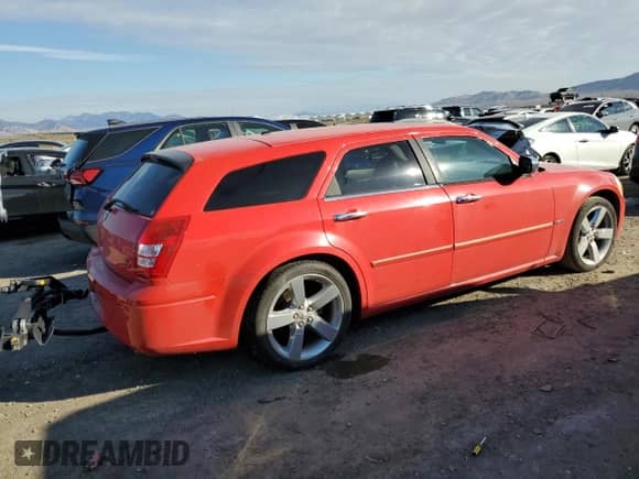 2007 Dodge Magnum R/T with VIN 2D4GV57217H839250, listed as a Copart auction lot 42613834 with 119,480 mi miles and Salvage title. Bid and sale history available at DreamBid. Image 3.