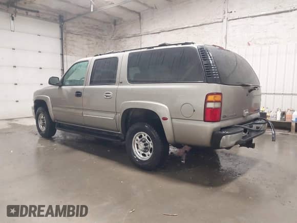 2003 Chevrolet Suburban LT с VIN 1GNGK26U53R220014, выставлен на аукционе IAAI как лот 42502791 с пробегом 165 905 миль миль и . История ставок и продаж доступна на DreamBid. Изображение 3.