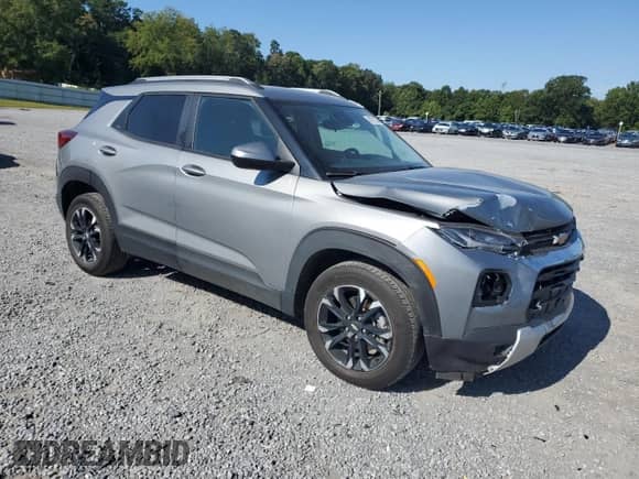 2023 Chevrolet TrailBlazer LT with VIN KL79MPS2XPB208532, listed as a Copart auction lot 80072235 with 25,194 mi miles and Salvage title. Bid and sale history available at DreamBid. Image 4.
