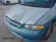 1997 Dodge Caravan SE with VIN 1B4GP45R2VB306392, listed as a IAAI auction lot 41831324 with Not provided miles and . Bid and sale history available at DreamBid. Image 6.