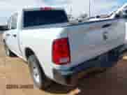 2022 Ram 1500 Tradesman z VIN 3C6RR7KG8NG211490, wystawiony jako IAAI lot #42747257 z przebiegiem 71 248 mil mil oraz . Historia ofert i sprzedaży dostępna na DreamBid. Obrazek 3.