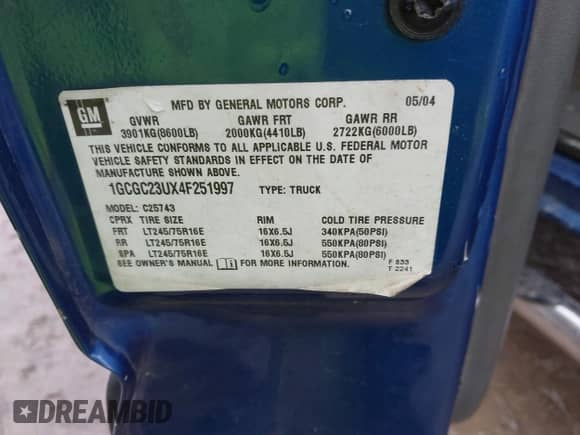 2004 Chevrolet Silverado 2500 LT z VIN 1GCGC23UX4F251997, wystawiony jako IAAI lot #42551103 z przebiegiem 195 443 mil mil oraz . Historia ofert i sprzedaży dostępna na DreamBid. Obrazek 9.