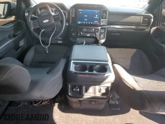 2022 Ford F-150 XL с VIN 1FTFW1E55NKE76792, выставлен на аукционе Copart как лот 68947805 с пробегом 49 661 миль миль и Списание • Salvage title. История ставок и продаж доступна на DreamBid. Изображение 8.