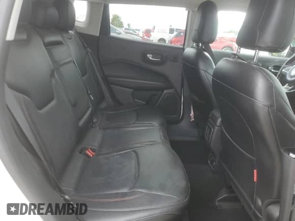 2018 Jeep Compass Trailhawk z VIN 3C4NJDDB5JT485844, wystawiony jako Copart lot #70873185 z przebiegiem 45 652 mil mil oraz Czysty tytuł • Clean title. Historia ofert i sprzedaży dostępna na DreamBid. Obrazek 11.