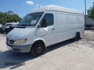 2006 Dodge Sprinter with VIN WD0PD544165880271, listed as a IAAI auction lot 42138781 with 185,228 mi miles and . Bid and sale history available at DreamBid. Image 2.