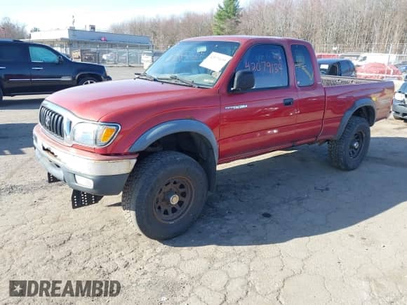 2001 Toyota Tacoma с VIN 5TEWN72N71Z877082, выставлен на аукционе IAAI как лот 42079139 с пробегом 209 396 миль миль и . История ставок и продаж доступна на DreamBid. Изображение 2.