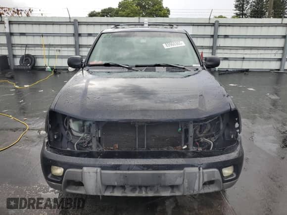 2002 Chevrolet TrailBlazer LT с VIN 1GNDT13S822512762, выставлен на аукционе Copart как лот 83960365 с пробегом 225 232 миль миль и Списание • Salvage title. История ставок и продаж доступна на DreamBid. Изображение 5.