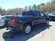 2020 Chevrolet Silverado 1500 Custom z VIN 3GCUYBEF2LG450848, wystawiony jako IAAI lot #42075964 z przebiegiem 55 560 mil mil oraz . Historia ofert i sprzedaży dostępna na DreamBid. Obrazek 4.