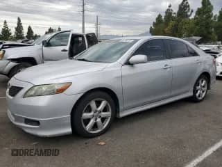 2007 Toyota Camry LE с VIN 4T1BK46K47U007860, выставлен на аукционе Copart как лот 85784235 с пробегом 188 793 миль миль и Чистый • Clean title. История ставок и продаж доступна на DreamBid. Изображение 1.
