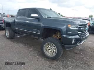 2018 Chevrolet Silverado 1500 LTZ z VIN 3GCUKSEC9JG223192, wystawiony jako IAAI lot #42355479 z przebiegiem Nie podano mil oraz . Historia ofert i sprzedaży dostępna na DreamBid. Obrazek 1.