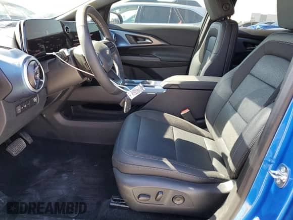 2025 Chevrolet Equinox EV LT с VIN 3GN7DLRP0SS176442, выставлен на аукционе Copart как лот 81924085 с пробегом 31 107 миль миль и Списание • Salvage title. История ставок и продаж доступна на DreamBid. Изображение 7.