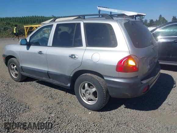 2003 Hyundai Santa Fe GLS с VIN KM8SC73D83U458935, выставлен на аукционе IAAI как лот 42853570 с пробегом 149 905 миль миль и . История ставок и продаж доступна на DreamBid. Изображение 3.