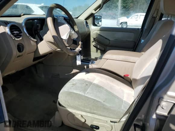 2007 Ford Explorer XLT с VIN 1FMEU73E17UB36257, выставлен на аукционе Copart как лот 81966405 с пробегом 155 766 миль миль и Списание • Salvage title. История ставок и продаж доступна на DreamBid. Изображение 7.
