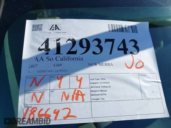 2007 GMC Sierra 1500 SLE with VIN 1GTEC14V17Z195251, listed as a IAAI auction lot 41293743 with 186,642 mi miles and . Bid and sale history available at DreamBid. Image 12.