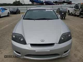 2005 Hyundai Tiburon GT with VIN KMHHN65F45U174430, listed as a Copart auction lot 70741785 with Not provided miles and Non repairable. Bid and sale history available at DreamBid. Image 5.
