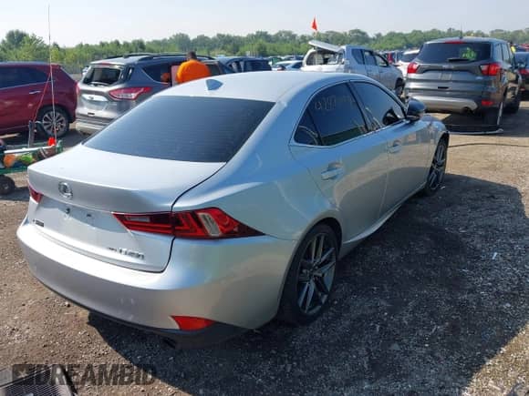 2015 Lexus IS 250 z VIN JTHCF1D28F5027065, wystawiony jako IAAI lot #42870198 z przebiegiem 112 020 mil mil oraz . Historia ofert i sprzedaży dostępna na DreamBid. Obrazek 4.