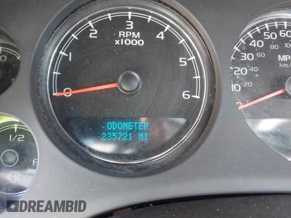 2008 Chevrolet Tahoe LTZ с VIN 1GNFC13J68R249798, выставлен на аукционе IAAI как лот 42857201 с пробегом 235 721 миль миль и . История ставок и продаж доступна на DreamBid. Изображение 7.