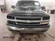 2002 Chevrolet Tahoe LT with VIN 1GNEK13Z72J197690, listed as a IAAI auction lot 42487406 with 262,624 mi miles and . Bid and sale history available at DreamBid. Image 13.