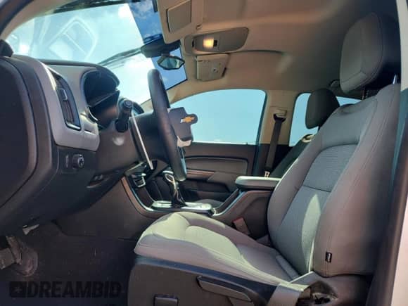 2022 Chevrolet Colorado 2WD Work Truck z VIN 1GCGSBEN5N1112142, wystawiony jako Copart lot #84707755 z przebiegiem 76 881 mil mil oraz Szkoda całkowita • Salvage title. Historia ofert i sprzedaży dostępna na DreamBid. Obrazek 7.