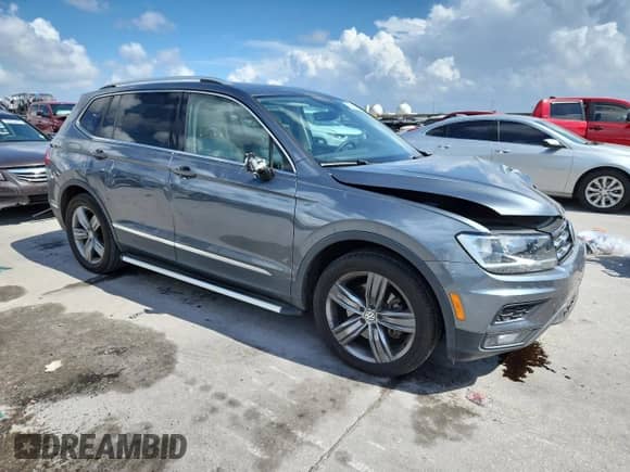 2020 Volkswagen Tiguan SE с VIN 3VV3B7AX6LM175819, выставлен на аукционе Copart как лот 85106125 с пробегом 81 447 миль миль и Списание • Salvage title. История ставок и продаж доступна на DreamBid. Изображение 4.