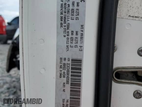 2019 Dodge Charger SXT z VIN 2C3CDXBG6KH695866, wystawiony jako Copart lot #67620525 z przebiegiem 123 751 mil mil oraz Nie do naprawy • Non repairable. Historia ofert i sprzedaży dostępna na DreamBid. Obrazek 13.