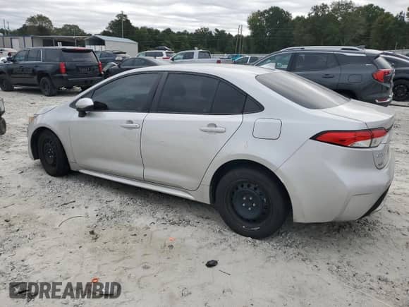 2021 Toyota Corolla LE with VIN 5YFEPMAE7MP260796, listed as a Copart auction lot 85521305 with 96,014 mi miles and Salvage title. Bid and sale history available at DreamBid. Image 2.