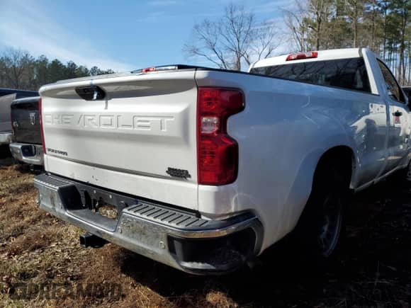 2022 Chevrolet Silverado 1500 Work Truck with VIN 3GCNWAEK9NG131158, listed as a Copart auction lot 44638505 with Not provided miles and Salvage title. Bid and sale history available at DreamBid. Image 3.