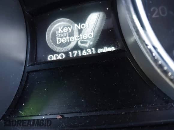 2011 Hyundai Sonata Limited z VIN 5NPEC4AC8BH058327, wystawiony jako IAAI lot #43344944 z przebiegiem 171 631 mil mil oraz . Historia ofert i sprzedaży dostępna na DreamBid. Obrazek 15.