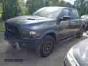 2017 Ram 1500 Rebel z VIN 1C6RR7YT1HS539870, wystawiony jako IAAI lot #42755780 z przebiegiem 109 690 mil mil oraz . Historia ofert i sprzedaży dostępna na DreamBid. Obrazek 2.