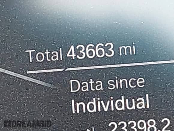 2021 BMW 5 Series 530i with VIN WBA53BH04MCF37326, listed as a IAAI auction lot 42044445 with 43,663 mi miles and . Bid and sale history available at DreamBid. Image 15.