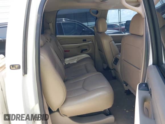 2006 Chevrolet Silverado 2500HD LT3 с VIN 1GCHK23D36F178398, выставлен на аукционе IAAI как лот 42692716 с пробегом 237 790 миль миль и . История ставок и продаж доступна на DreamBid. Изображение 8.