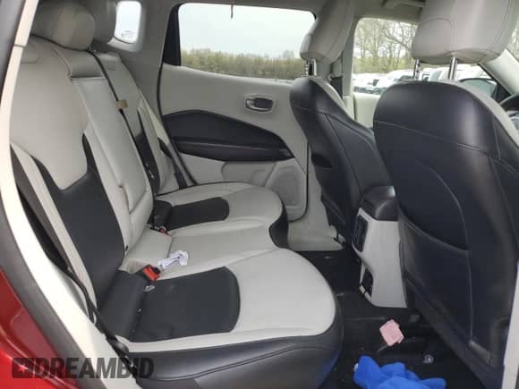 2021 Jeep Compass Limited z VIN 3C4NJCCB2MT559379, wystawiony jako Copart lot #53714605 z przebiegiem 99 495 mil mil oraz Szkoda całkowita • Salvage title. Historia ofert i sprzedaży dostępna na DreamBid. Obrazek 11.