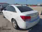 2015 Chevrolet Cruze LS с VIN 1G1PA5SH2F7211933, выставлен на аукционе IAAI как лот 42871345 с пробегом 164 635 миль миль и . История ставок и продаж доступна на DreamBid. Изображение 3.