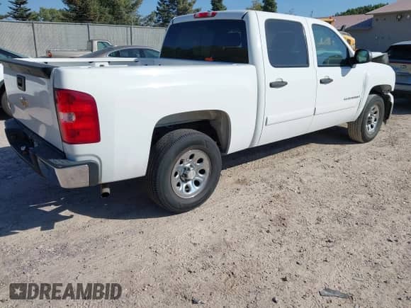 2008 Chevrolet Silverado 1500 LS z VIN 3GCEC13C08G134183, wystawiony jako IAAI lot #43347854 z przebiegiem 179 609 mil mil oraz . Historia ofert i sprzedaży dostępna na DreamBid. Obrazek 4.