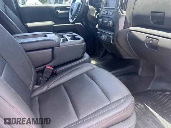 2023 Chevrolet Silverado 1500 Work Truck z VIN 3GCUDAEDXPG304501, wystawiony jako IAAI lot #42606847 z przebiegiem 30 035 mil mil oraz . Historia ofert i sprzedaży dostępna na DreamBid. Obrazek 5.