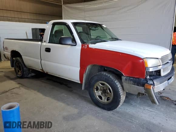 2004 Chevrolet Silverado 1500 Work Truck z VIN 1GCEK14V74Z333986, wystawiony jako Copart lot #52484895 z przebiegiem 217 978 mil mil oraz Szkoda całkowita • Salvage title. Historia ofert i sprzedaży dostępna na DreamBid. Obrazek 4.