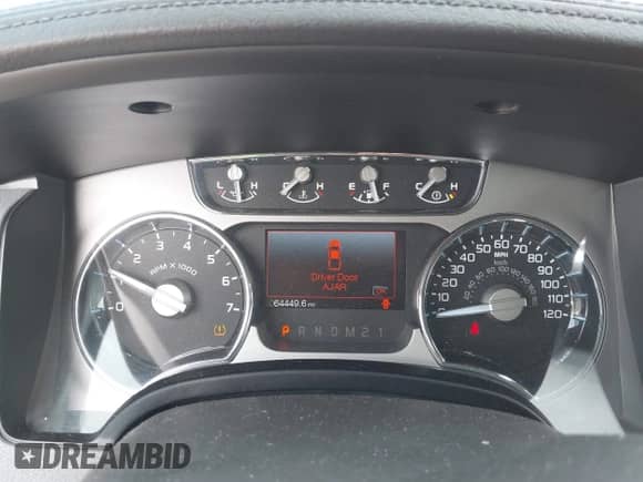 2011 Ford F-150 XLT z VIN 1FTFW1ET8BFD22161, wystawiony jako IAAI lot #42345990 z przebiegiem 64 449 mil mil oraz . Historia ofert i sprzedaży dostępna na DreamBid. Obrazek 7.