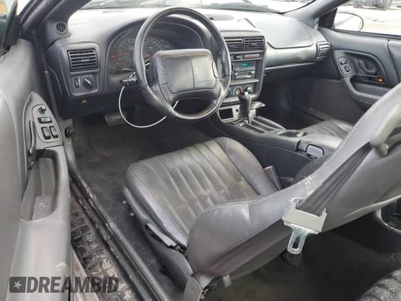 1997 Chevrolet Camaro RS с VIN 2G1FP22K5V2136560, выставлен на аукционе Copart как лот 81191144 с пробегом 58 539 миль миль и Списание • Salvage title. История ставок и продаж доступна на DreamBid. Изображение 8.