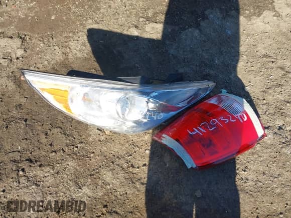 2014 Ram 1500 Tradesman with VIN 1C6RR7FT4ES171215, listed as a IAAI auction lot 41293240 with 115,967 mi miles and . Bid and sale history available at DreamBid. Image 12.