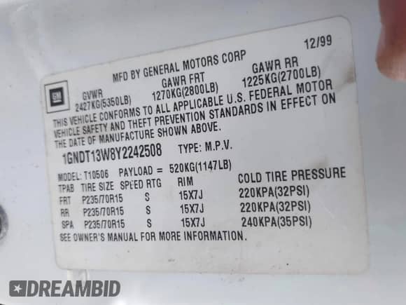 2000 Chevrolet Blazer LT with VIN 1GNDT13W8Y2242508, listed as a IAAI auction lot 42187963 with 199,261 mi miles and . Bid and sale history available at DreamBid. Image 9.
