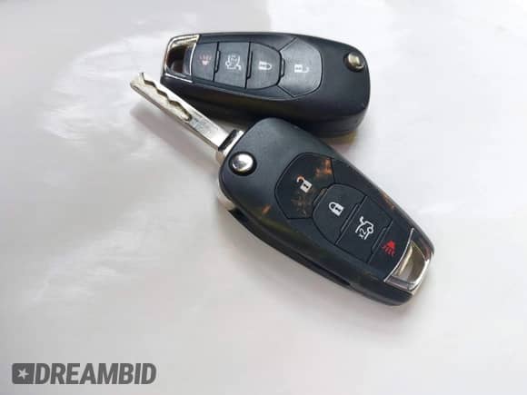 2018 Chevrolet Cruze LT с VIN 1G1BE5SM7J7136702, выставлен на аукционе IAAI как лот 43300058 с пробегом 109 229 миль миль и . История ставок и продаж доступна на DreamBid. Изображение 11.