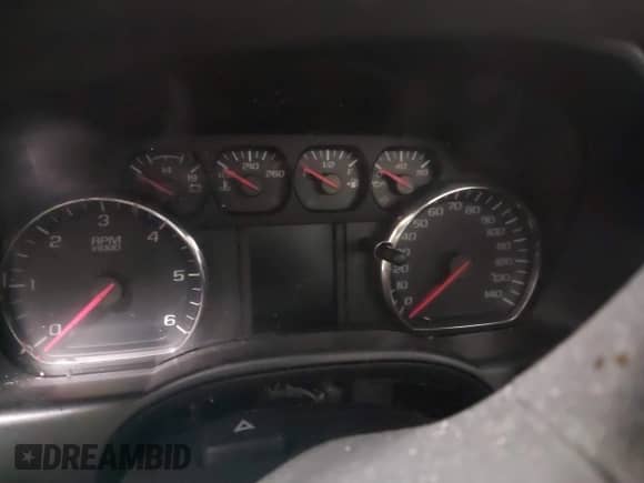 2018 Chevrolet Silverado 1500 Work Truck с VIN 1GCNKNEH5JZ337529, выставлен на аукционе IAAI как лот 40989904 с пробегом Не указан миль и . История ставок и продаж доступна на DreamBid. Изображение 7.