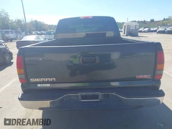 2006 GMC Sierra 1500 SLE1 z VIN 1GTEK19TX6Z241409, wystawiony jako IAAI lot #43354475 z przebiegiem 207 212 mil mil oraz . Historia ofert i sprzedaży dostępna na DreamBid. Obrazek 16.