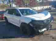 2024 Chevrolet Traverse FWD LT with VIN 1GNERGKS8RJ202361, listed as a IAAI auction lot 41088820 with 3,960 mi miles and . Bid and sale history available at DreamBid. Image 1.