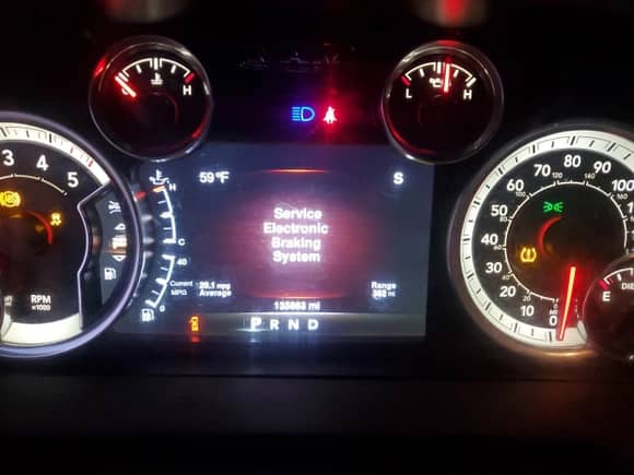 2016 Ram 1500 Outdoorsman с VIN 1C6RR7LM5GS222754, выставлен на аукционе Copart как лот 79466534 с пробегом 135 663 миль миль и Списание • Salvage title. История ставок и продаж доступна на DreamBid. Изображение 9.