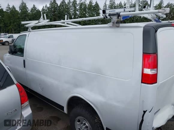 2020 Chevrolet Express Cargo with VIN 1GCWGAFGXL1276698, listed as a IAAI auction lot 42406833 with 63,143 mi miles and . Bid and sale history available at DreamBid. Image 15.