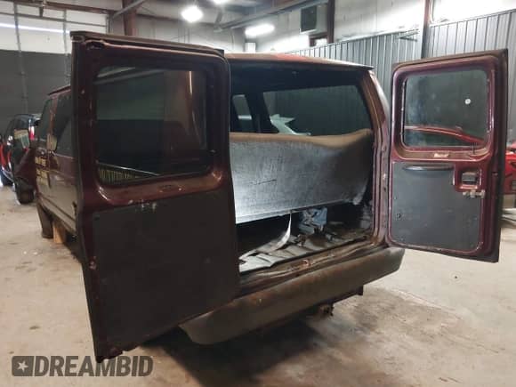 2004 Ford Econoline Cargo с VIN 1FTRE14WX4HA29431, выставлен на аукционе IAAI как лот 41651440 с пробегом 247 750 миль миль и . История ставок и продаж доступна на DreamBid. Изображение 3.